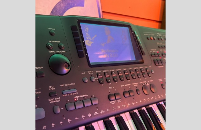 Used Technics SX-KN3000 Keyboard Trade Price Bargain - Image 5